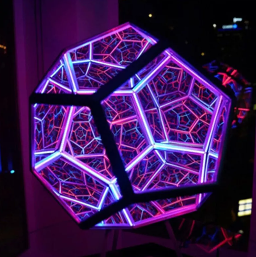 Lámpara LED Arte Espacial DODECAEDRO: Diseño Futurista y Luminoso para tu Espacio